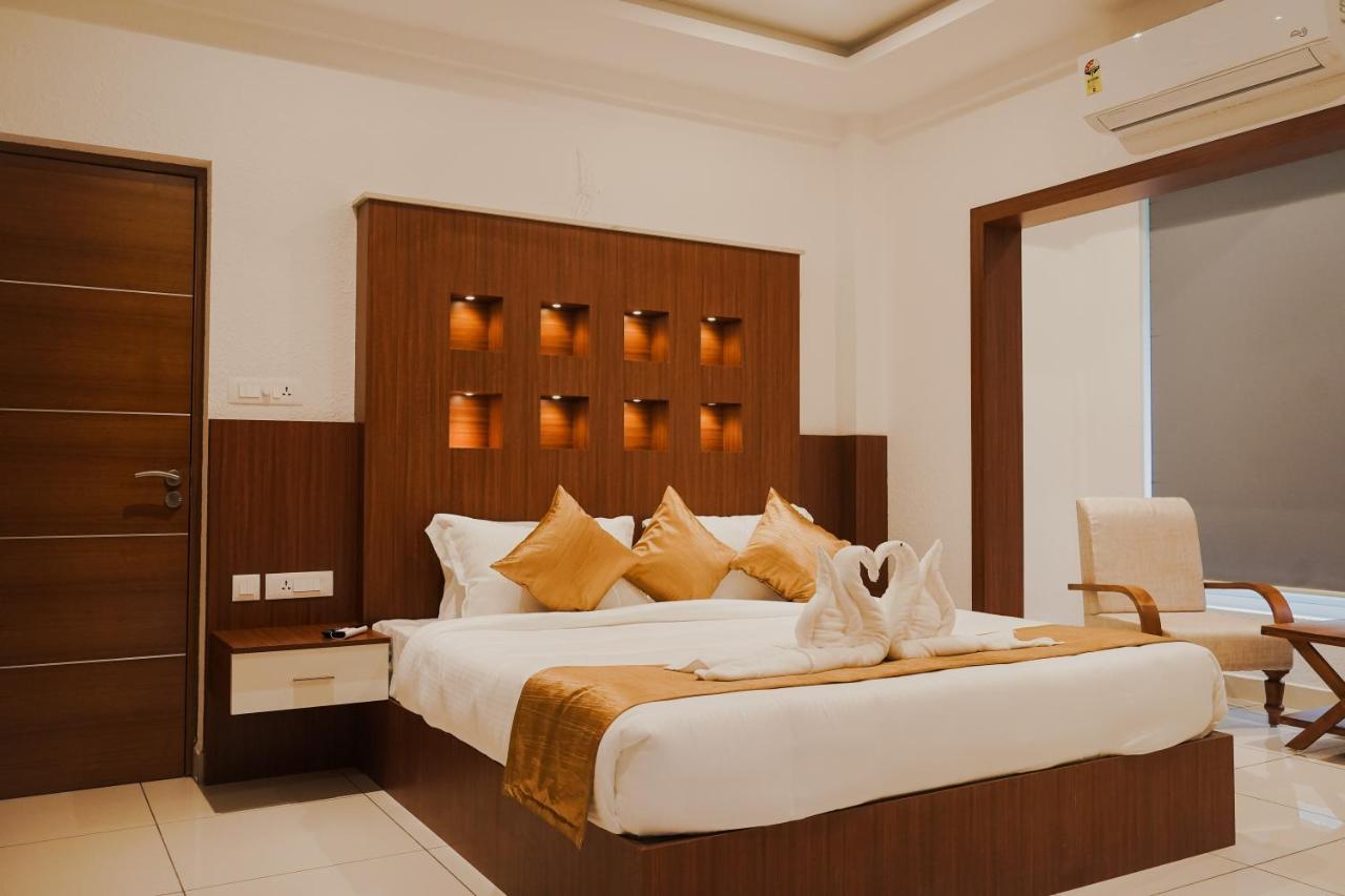 Sprise Munnar Resort And Spa ภายนอก รูปภาพ